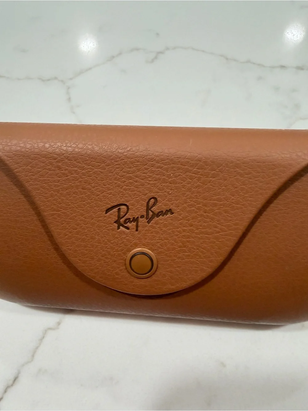 Ray-Ban meta Black Frame Green Lens Polarized Round Sunglasses with Tan Case